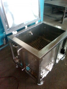 Incinta testare piese auto in regim de temperatura si umiditate controlate